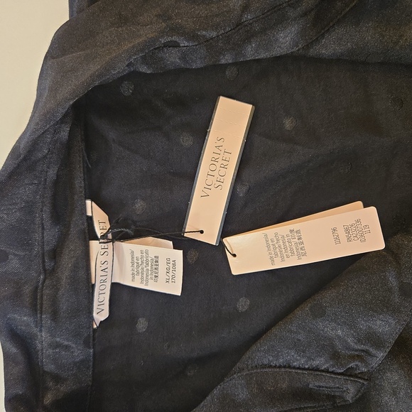 NWT Victorias Secret Satin Polka Dot Solid Pajama Set Black Size XL - Picture 8 of 15